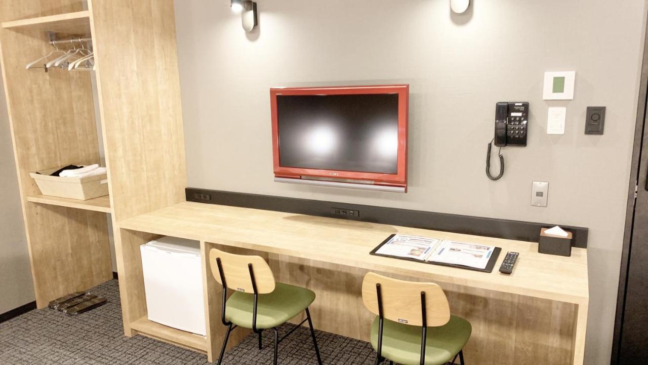 First Cabin Midosuji Namba Ōsaka Extérieur photo
