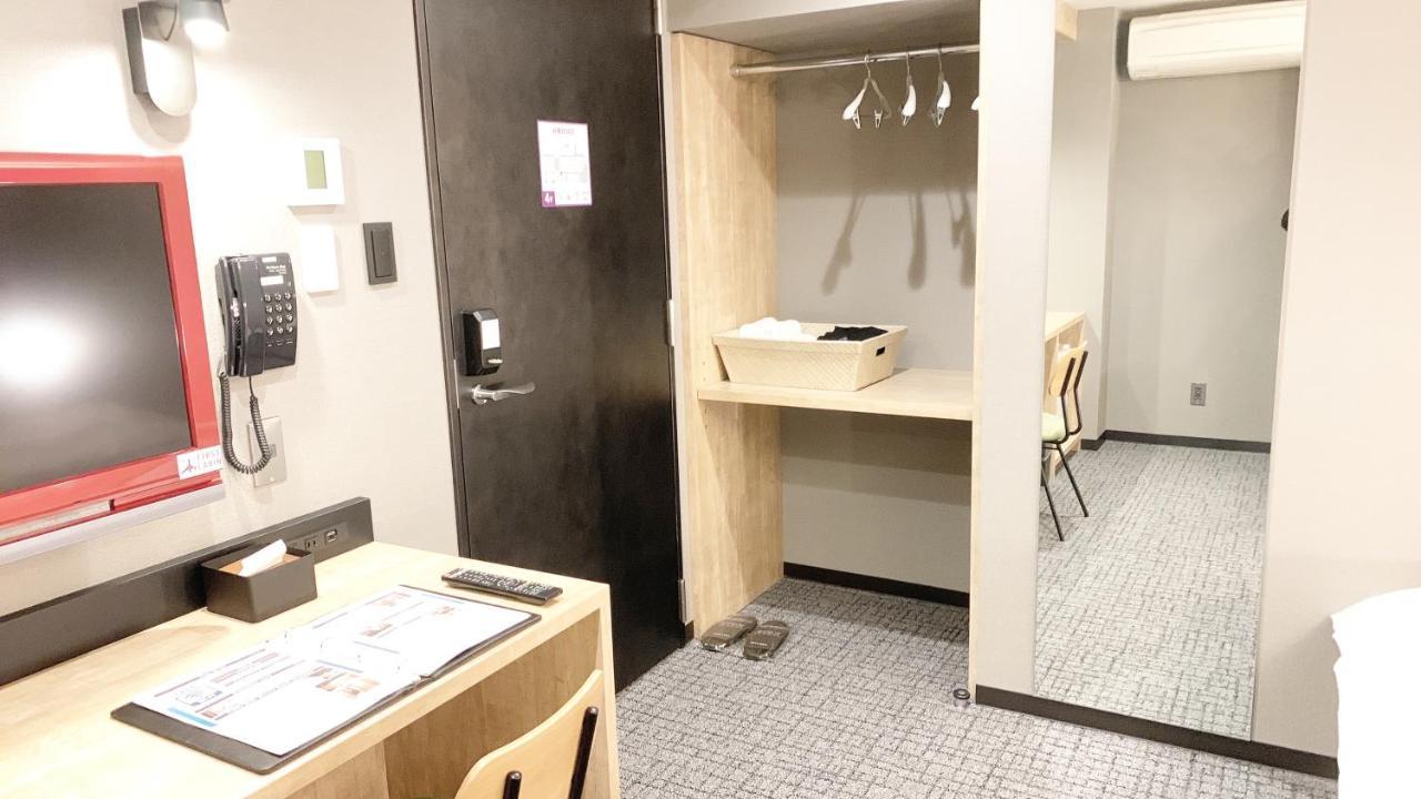 First Cabin Midosuji Namba Ōsaka Extérieur photo