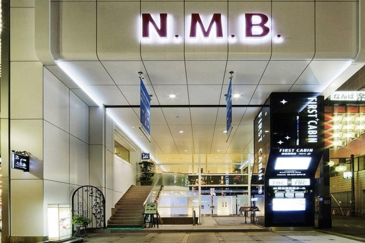 First Cabin Midosuji Namba Ōsaka Extérieur photo